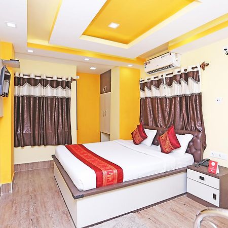 Oyo 9975 Hotel Asmeet Калькутта Экстерьер фото