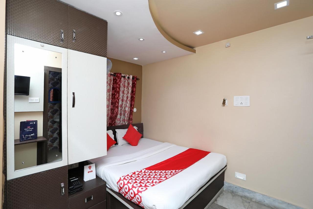 Oyo 9975 Hotel Asmeet Калькутта Экстерьер фото